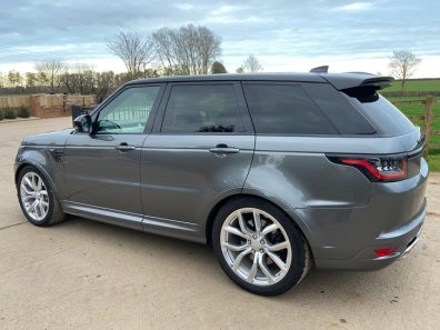 Land Rover Range Rover Sport SVR 5.0 LT Petrol