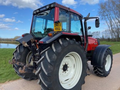 Valtra 8350