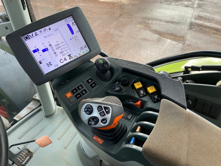 Claas Arrion 650 Cebis