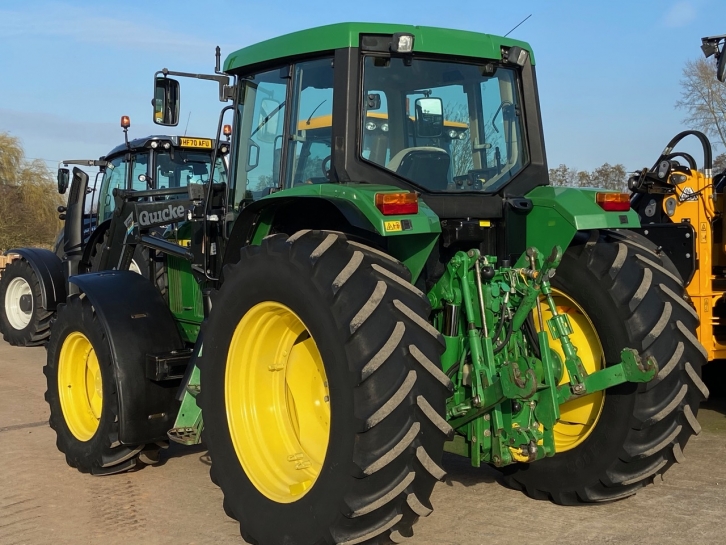John Deere 6510