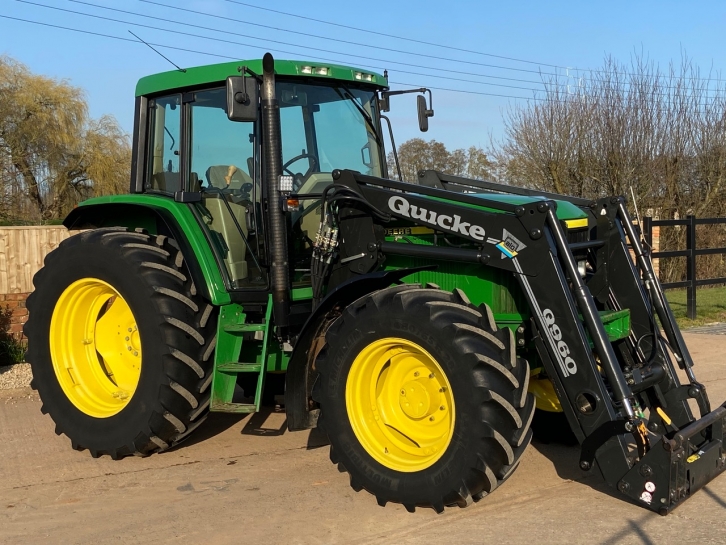 John Deere 6510