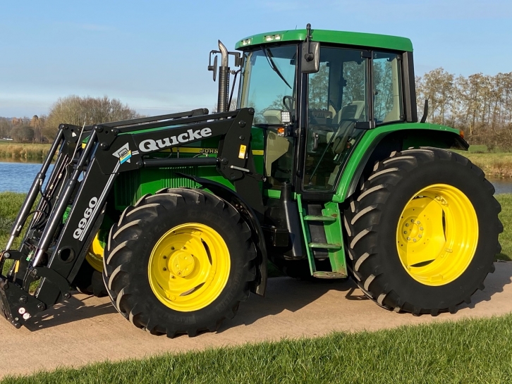John Deere 6510