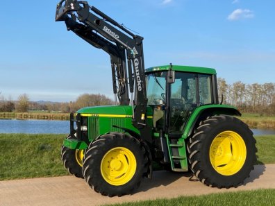 John Deere 6510