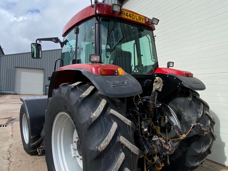 Case MX 135