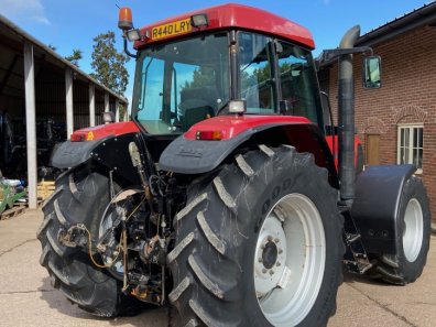 Case MX 135