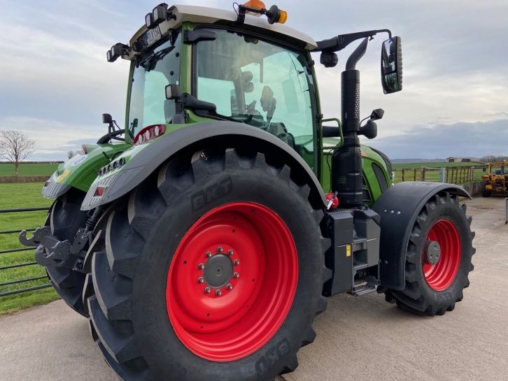 Fendt 724 Profi-Plus