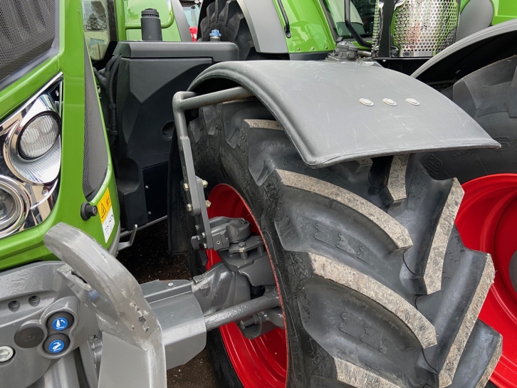 Fendt 724 Profi-Plus