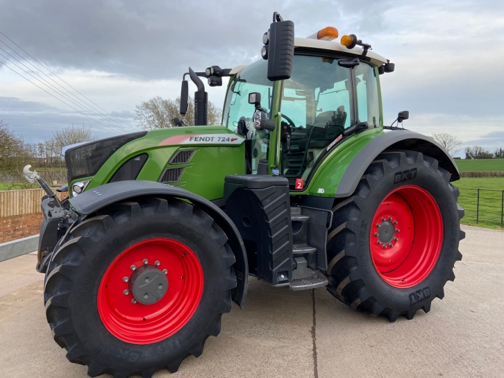 Fendt 724 Profi-Plus