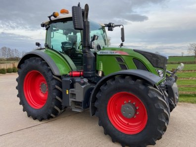 Fendt 724 Profi-Plus