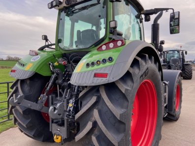 Fendt 724 Profi-Plus