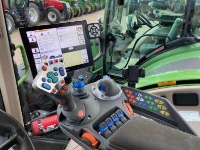Fendt 724 Profi-Plus