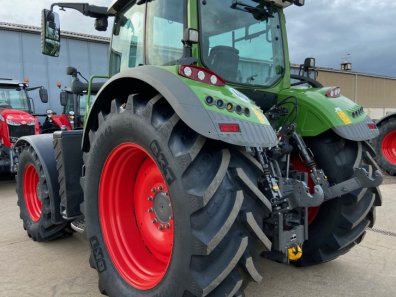 Fendt 724 Profi-Plus