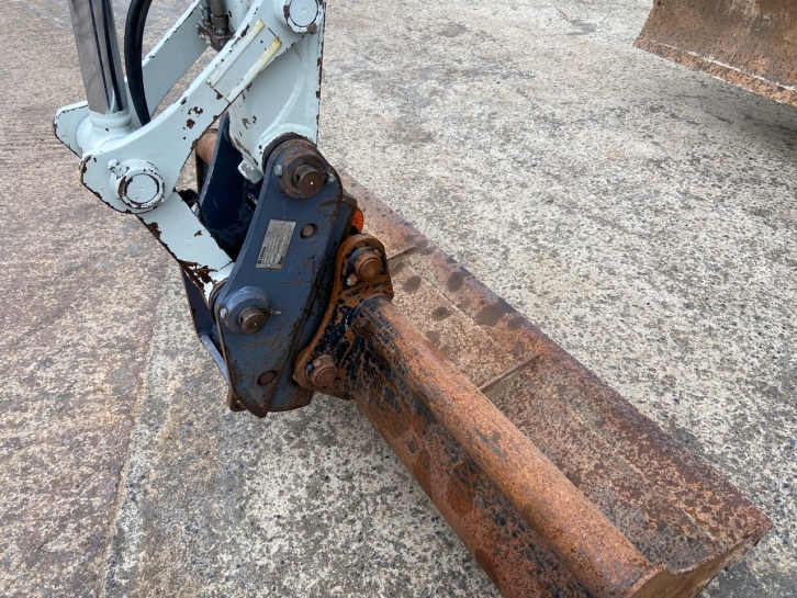 Takeuchi TB290