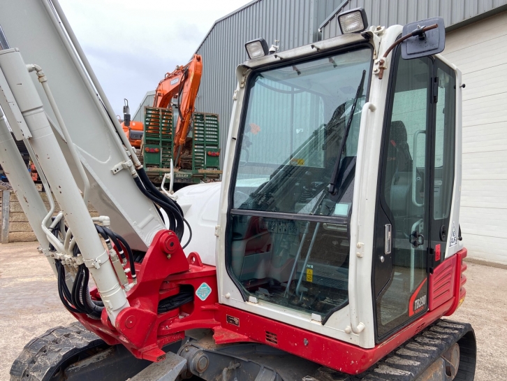 Takeuchi TB290