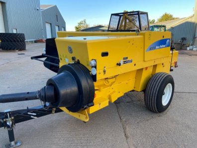 New Holland BC 5070 conventional baler
