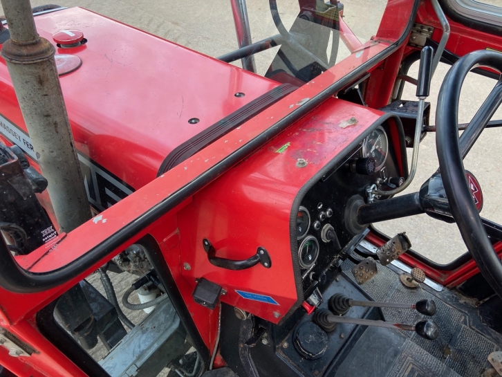 Massey Ferguson 550