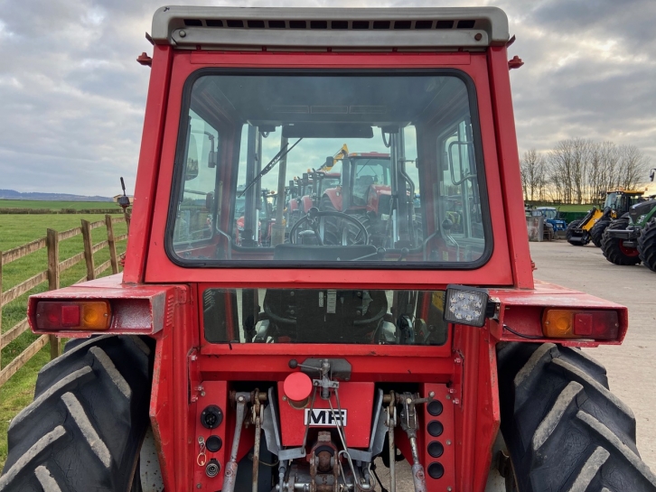 Massey Ferguson 550