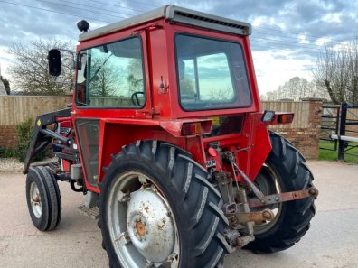 Massey Ferguson 550