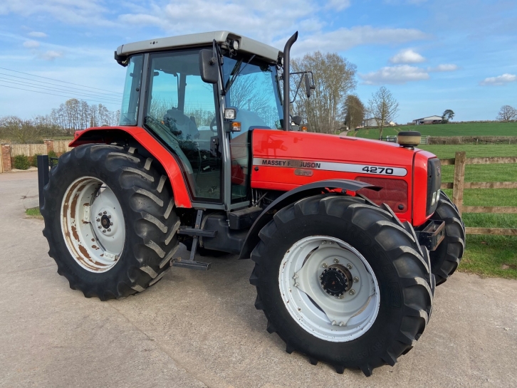 Massey Ferguson 4270