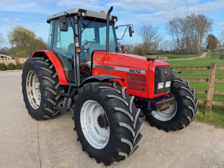 Massey Ferguson 4270