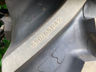 John Deere 7530