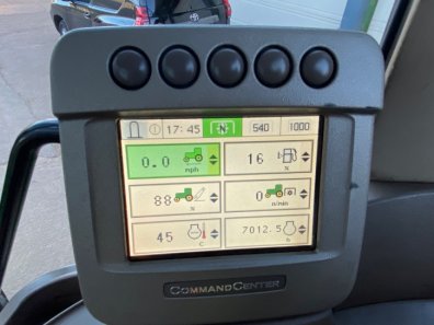 John Deere 6830