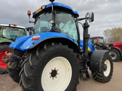 New Holland T6080