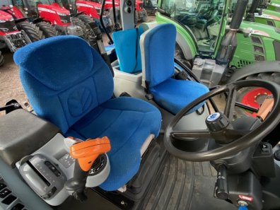 New Holland T6080