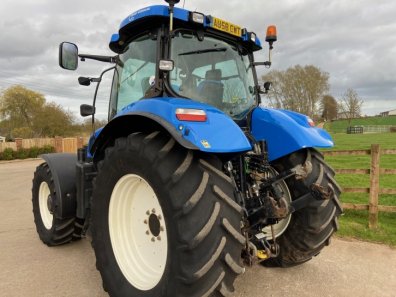 New Holland T6080