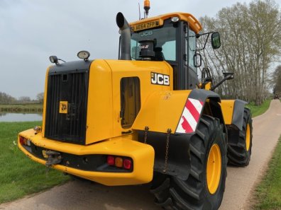 JCB 435S