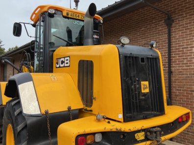 JCB 435S