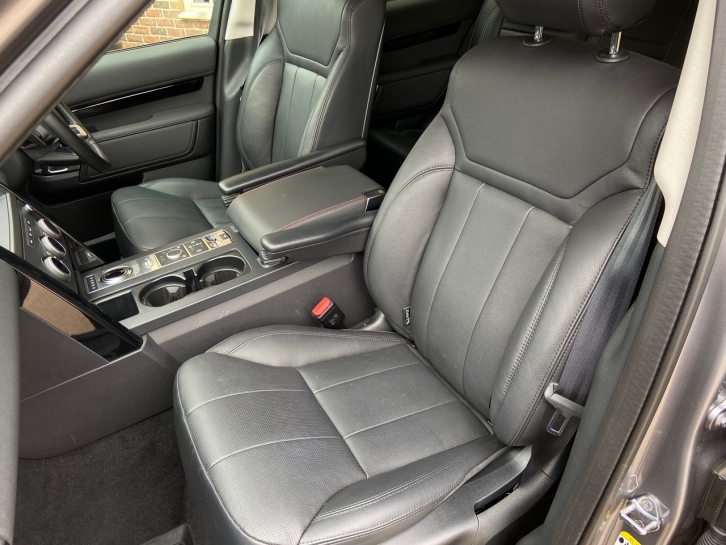 Land Rover Discovery SE Commercial SDV6 306hp