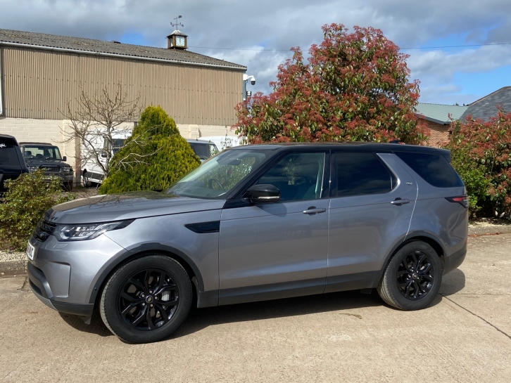 Land Rover Discovery SE Commercial SDV6 306hp