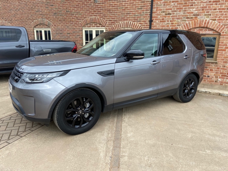 Land Rover Discovery SE Commercial SDV6 306hp