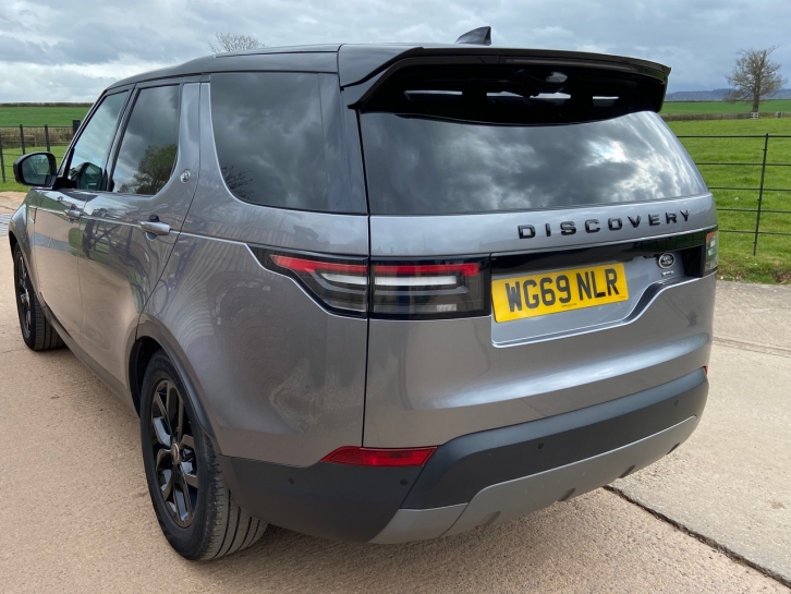 Land Rover Discovery SE Commercial SDV6 306hp