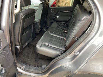 Land Rover Discovery SE Commercial SDV6 306hp