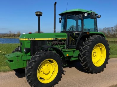 John Deere 3050