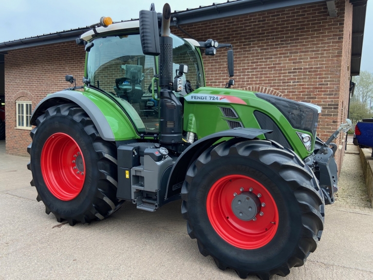 Fendt 724 Profi-Plus