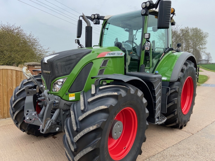 Fendt 724 Profi-Plus