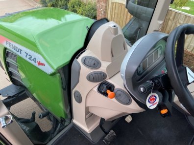 Fendt 724 Profi-Plus