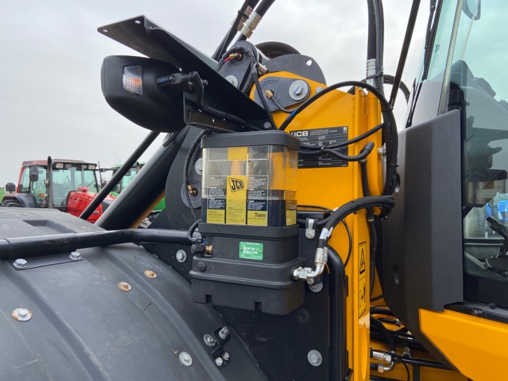 JCB 419S