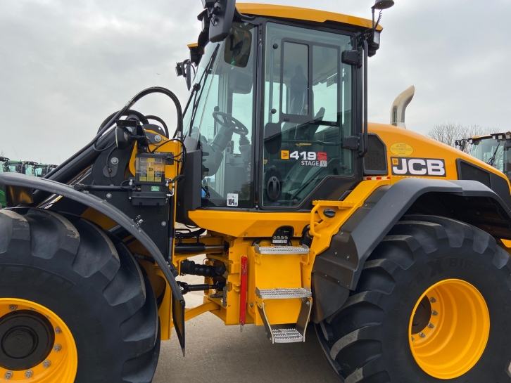 JCB 419S