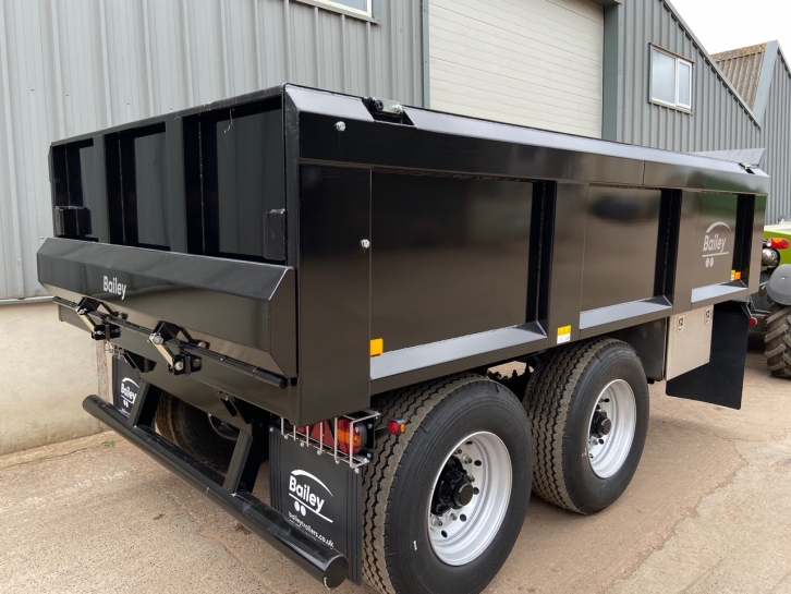 Bailey 14 Contract Tipper