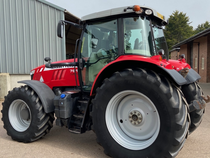 Massey Ferguson 7618 Efficient