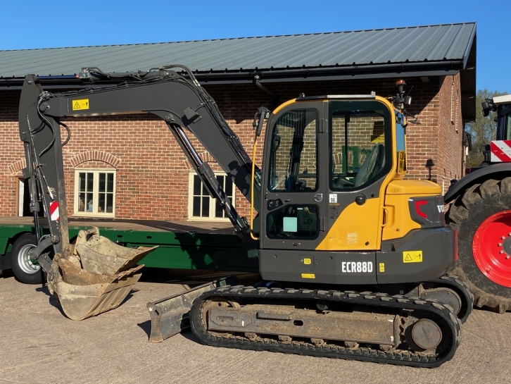 Volvo ECR88D excavator