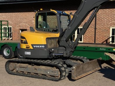 Volvo ECR88D excavator