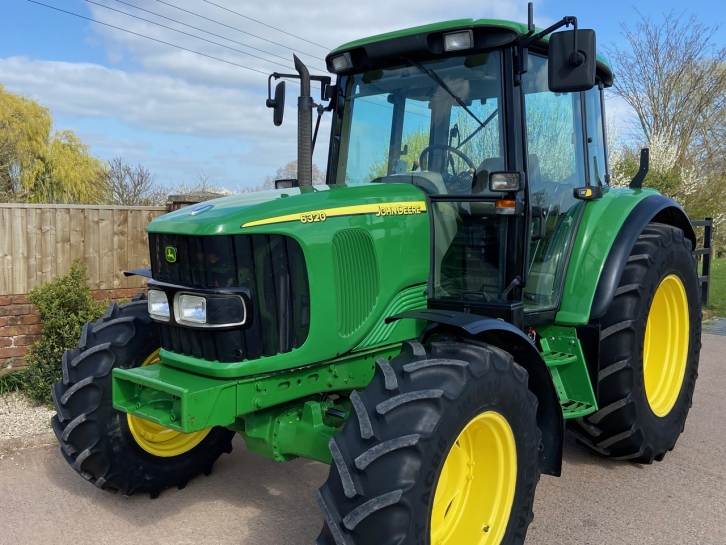 John Deere 6320SE