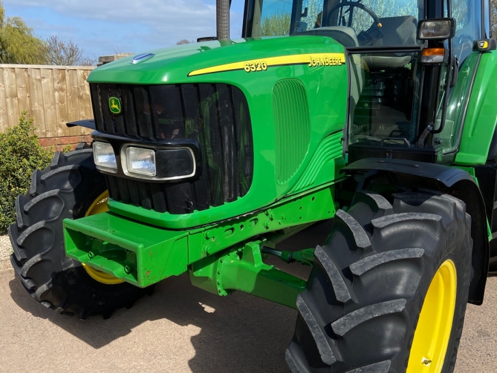 John Deere 6320SE
