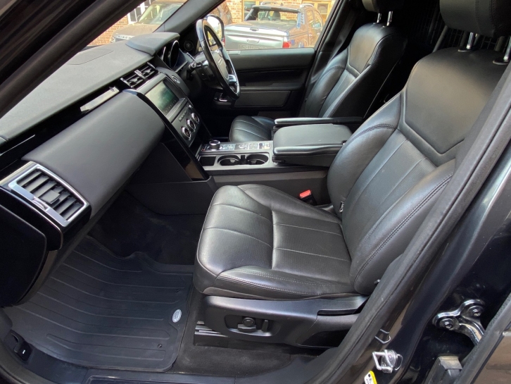 Land Rover Discovery SE Commercial SDV6 3.0 LT Diesel