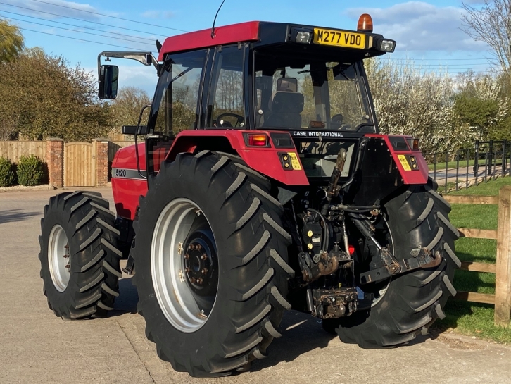 Case Maxxum 5120 Plus